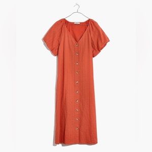 Madewell embroidered eyelet button front bubble sleeve midi dress. Size S